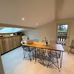 Pleine Vue&spa Apartment *